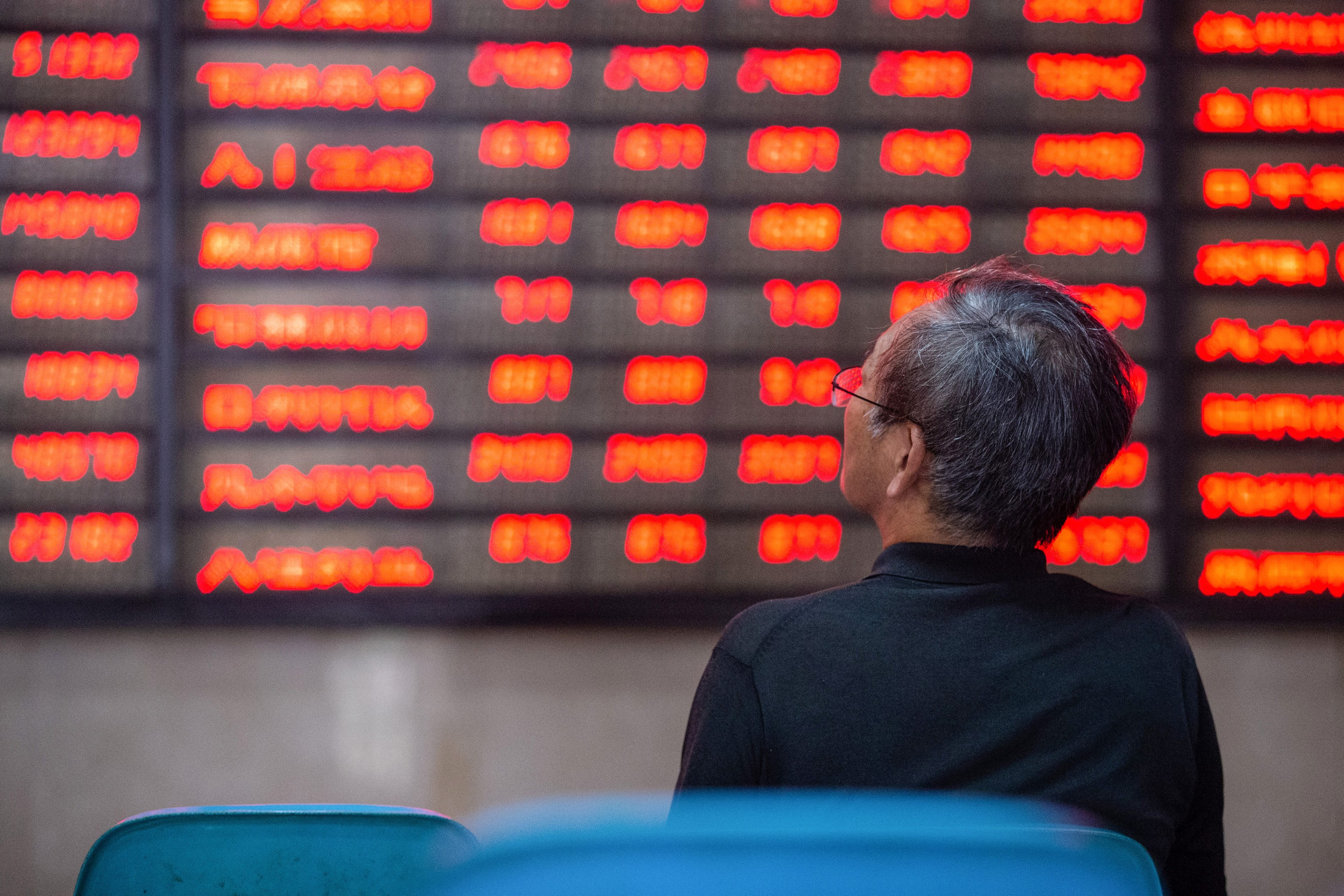 GULF to acquire up to 10 per cent of INTUCH shares